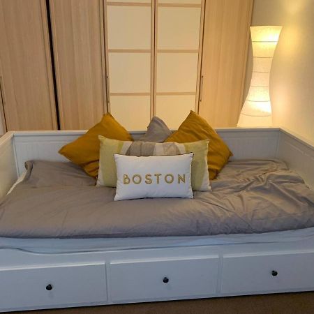 Charming 2-Bed Apartment In Arlesheim 15 Min Basel Extérieur photo