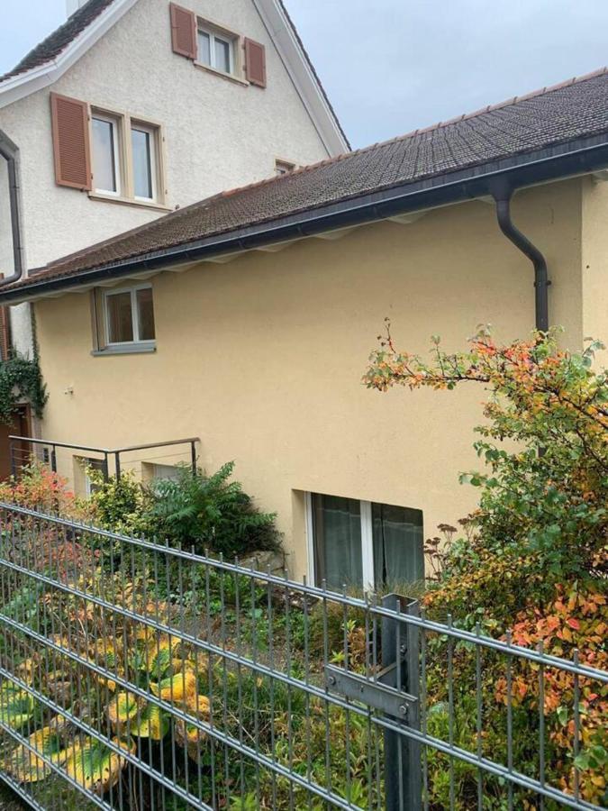 Charming 2-Bed Apartment In Arlesheim 15 Min Basel Extérieur photo
