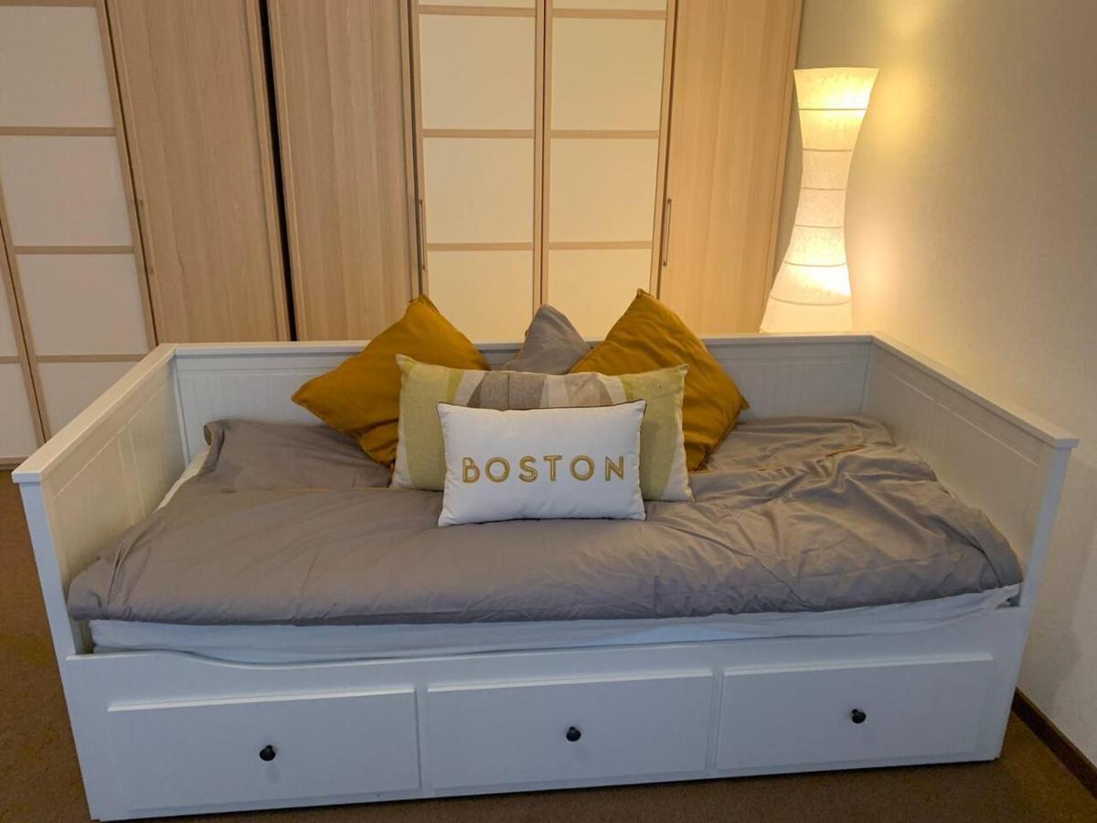 Charming 2-Bed Apartment In Arlesheim 15 Min Basel Extérieur photo